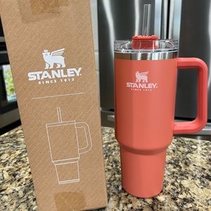 Stanley cup in color Grapefruit